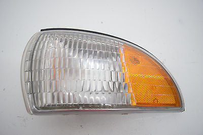 91 92 93 94 95 96 CHEVY CAPRICE LEFT DRIVER TURN SIGNAL CORNER LAMP OEM