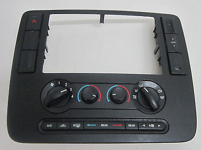 04 05 06 07 FORD FREESTAR CLIMATE CONTROL DASH BEZEL
