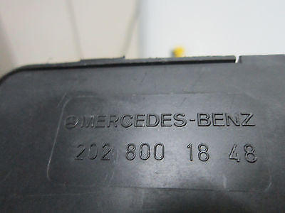 97 98 C230 C280 DOOR LOCKING VACUM PUMP UNIT 2028001848