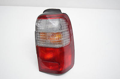 90 91 92 93 94 95 TOYOTA 4RUNNER RIGHT PASSENGER TAIL LIGHT TAILLIGHT