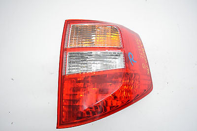 02 03 04 IZUSU AXIOM RIGHT PASSENGER TAILLIGHT TAILIGHT OEM