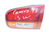 92 93 94 95 96 TOYOTA CAMRY RIGHT PASSENGER CENTER TAIL LIGHT TAILIGHT