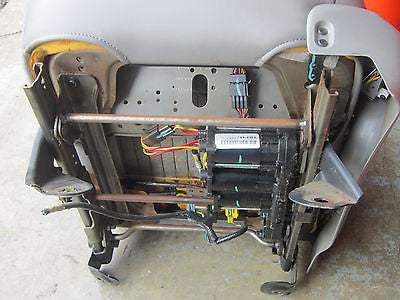 97 98 99 00 01 02 LINCOLN NAVIGATOR EXPEDITION LEFT DRIVER SEAT