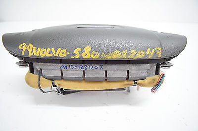99 00 VOLVO S80 LEFT DRIVER AIRBAG WITH RADIO AND CRUSE OCNTROLS