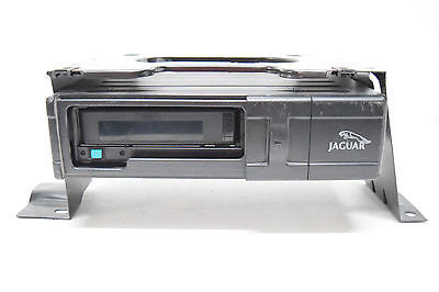 98 99 00 01 02 03 JAGUAR XJ8 CD CHANGER WITH MOUNT