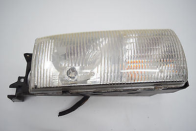 91 92 93 94 95 96 CHEVY CAPRICE RIGHT PASSENGER HEAD LIGHT OEM