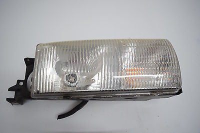 91 92 93 94 95 96 CHEVY CAPRICE RIGHT PASSENGER HEAD LIGHT OEM