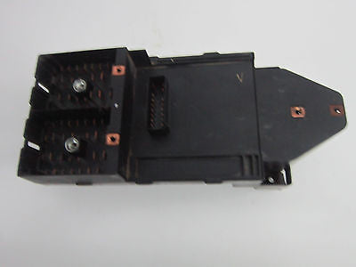 97 98 FORD F150 UNDER DASH FUSE BOX F85B14A067