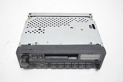 97 98 99 00 TOYOTA RAV 4 RAV4 RADIO CASSETTE PLAYER OEM