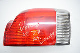 01 02 03 04 VOLVO V70 XC70 RIGHT PASSENGER TAIL LIGHT TAILLIGHT OEM