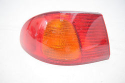 98 99 00 01 02 TOYOTA COROLLA LEFT DRIVER TAIL LIGHT TAILLIGHT