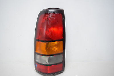 03 04 05 06 GMC SIERRA LEFT DRIVER TAIL LIGHT