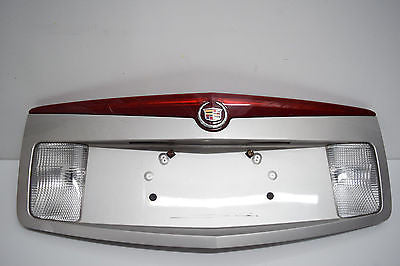 03 04 05 06 07 CADILLAC CTS 3RD BRAKE LIGHT DRIVER LICENSE TRUNK TRIM LIGHTS UP