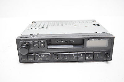 97 98 99 00 TOYOTA RAV 4 RAV4 RADIO CASSETTE PLAYER OEM
