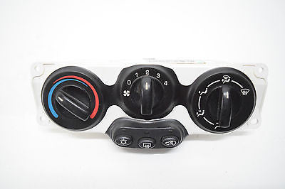 02 03 04 05 SATURN VUE CLIMATE CONTROL OEM