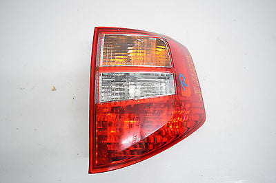 02 03 04 IZUSU AXIOM RIGHT PASSENGER TAILLIGHT TAILIGHT OEM