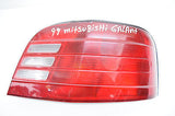 99 00 01 MITSUBISHI GALANT RIGHT PASSENGER TAIL LIGHT