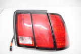 99 00 01 02 03 04 FORD MUSTANG RIGHT PASSENGER TAIL LIGHT