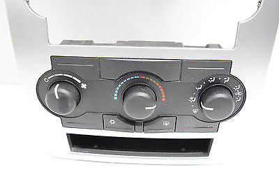 05 06 07 DODGE CHARGER MAGNUM CLIMATE CONTROL DASH BEZEL SILVER