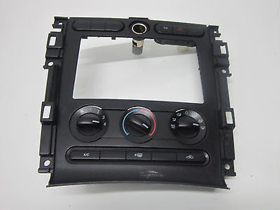 05 06 07 08 09 FORD MUSTANG CLIMATE CONTROL DASH BEZEL