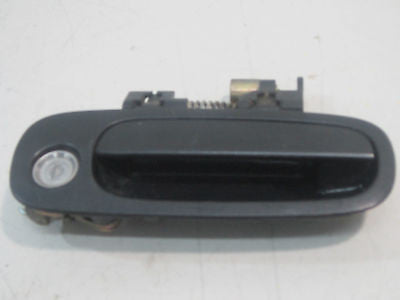 98 99 00 01 02 CHEVY PRIZM OUTER RONT RIGHT DOOR HANDLE