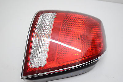 02 03 HYUNDAI XG350 LEFT DRIVER TAIL LIGHT TAILIGHT