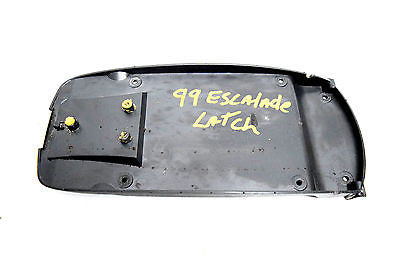 98 99 00 01 CADILLAC ESCALADE YUKON DENALI CENTER CONSOLE ARMREST LID LATCH OEM