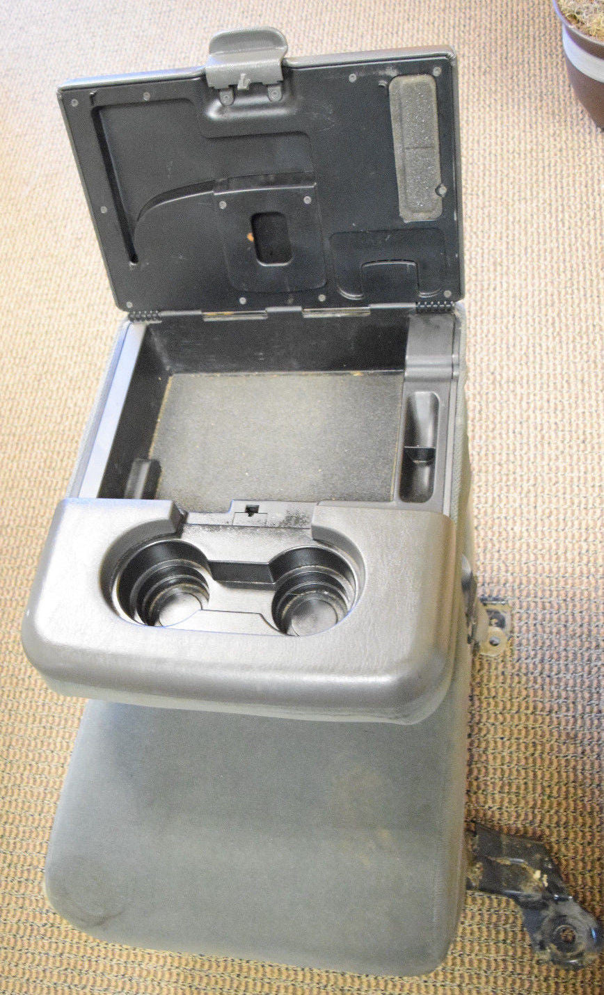 99 00 01 02 03 04 05 06 07 FORD F250 F350 CENTER CONSOLE JUMP SEAT OEM