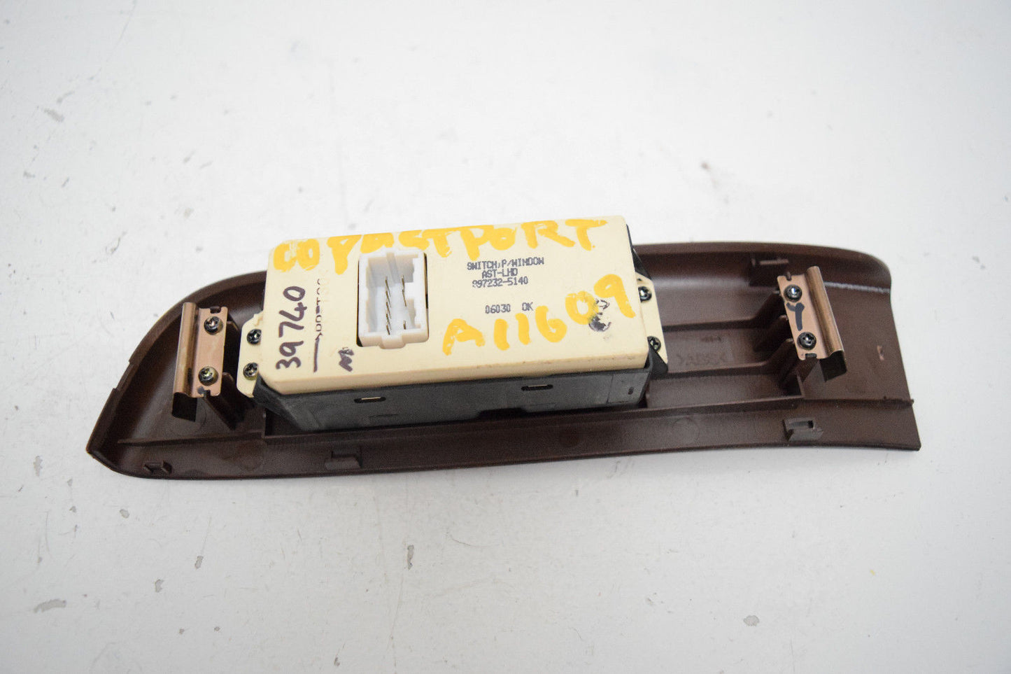98 99 00 01 02 ISUZU RODEO PASSPORT RIGHT PASSENGER WINDOW SWITCH