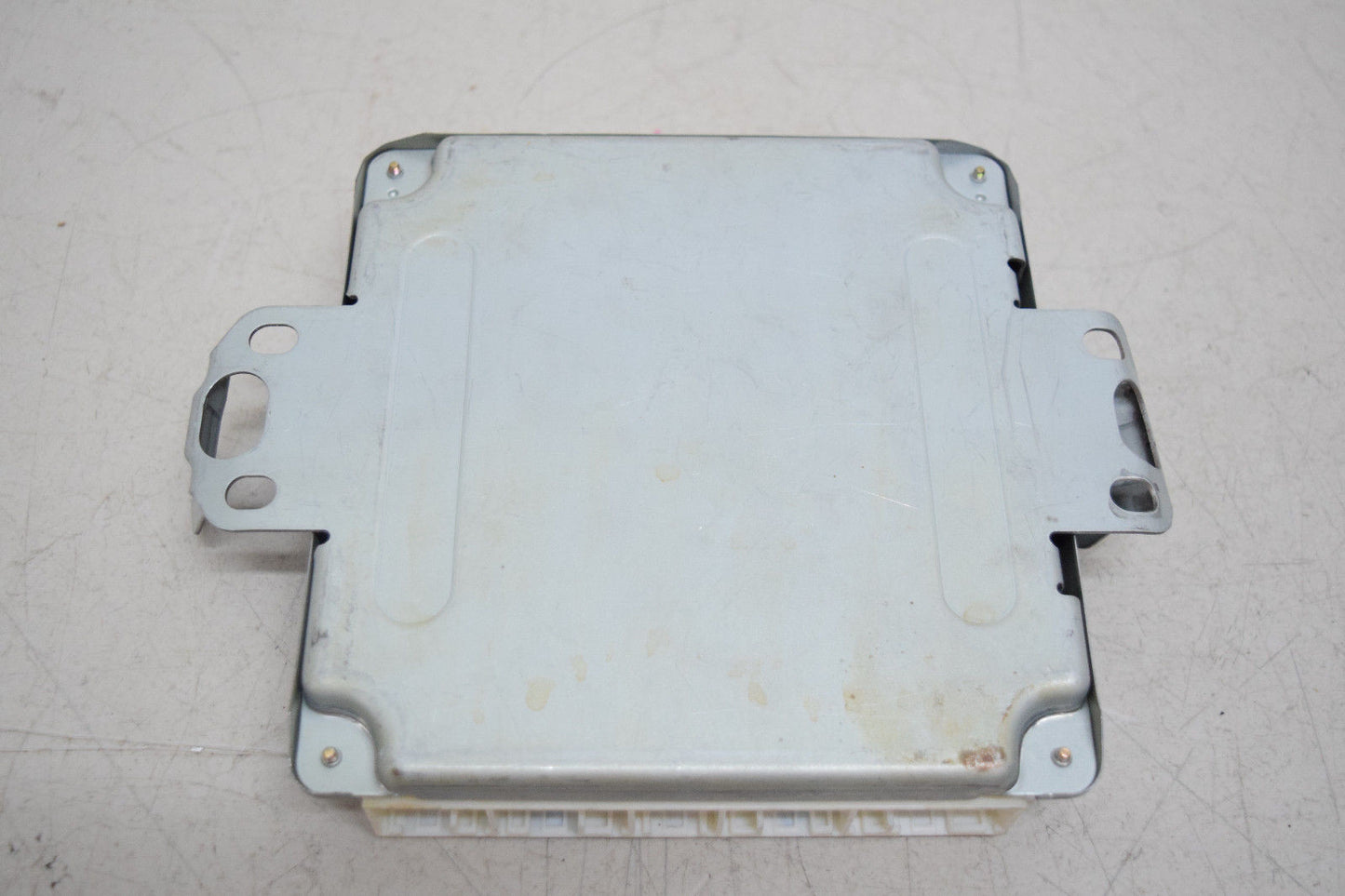 04 05 SUBARU IMPREZA ECU ECM ENGINE COMPUTER 22611AJ890 OEM