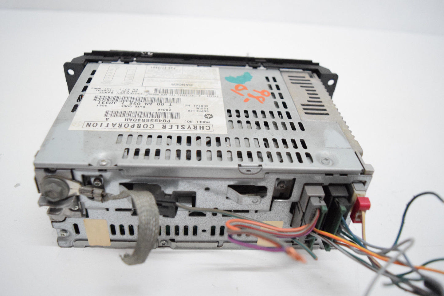 98 99 00 01 CHRYSLER JEEP DODGE RADIO CD CASSETTE PLAYER OEM