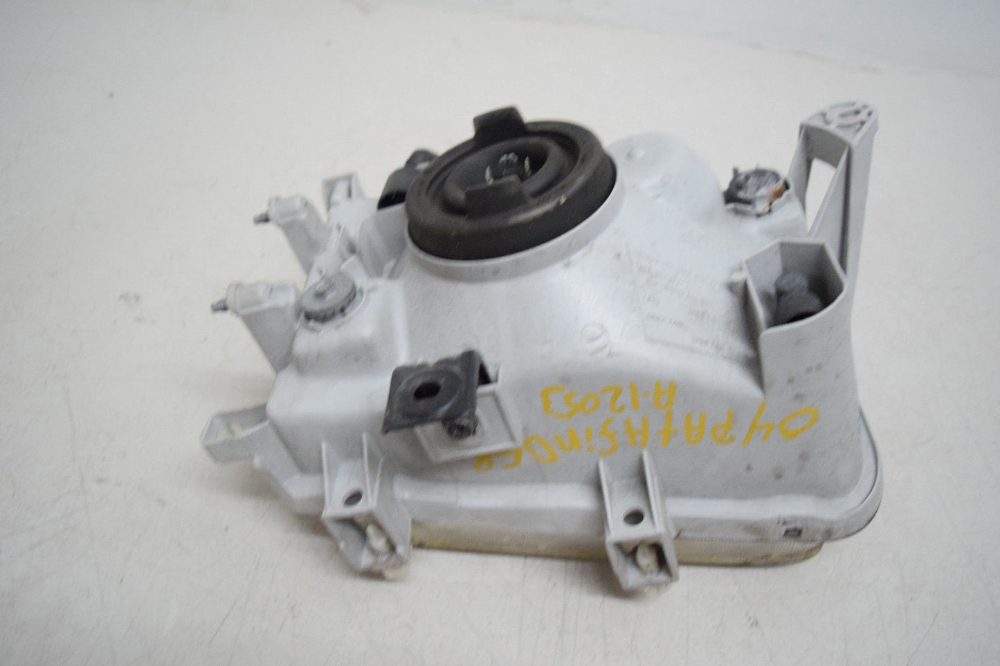99 00 01 02 03 04 NISSAN PATHFINDER LEFT DRIVER HEADLIGHT OEM