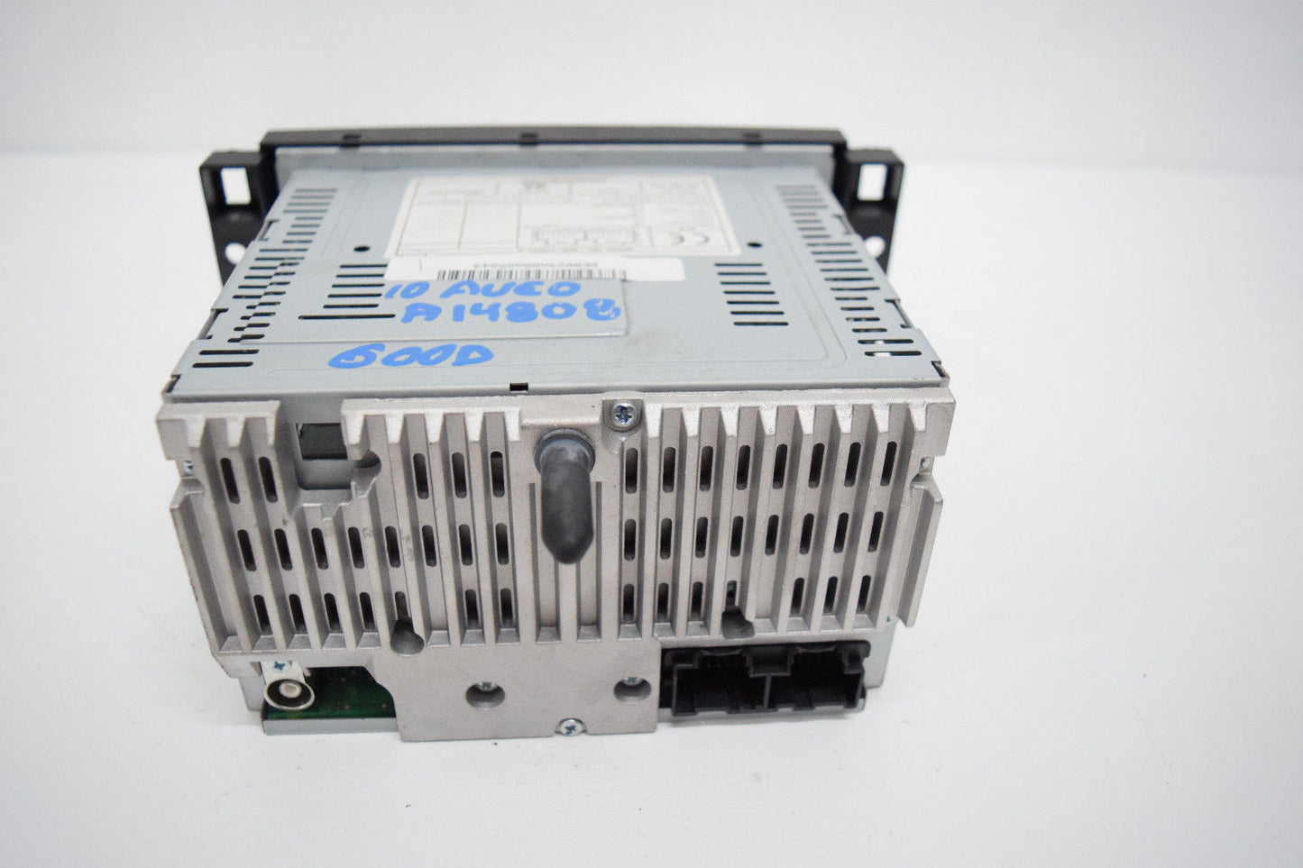 09 10 CHEVY AVEO RADIO CD PLAYER OEM