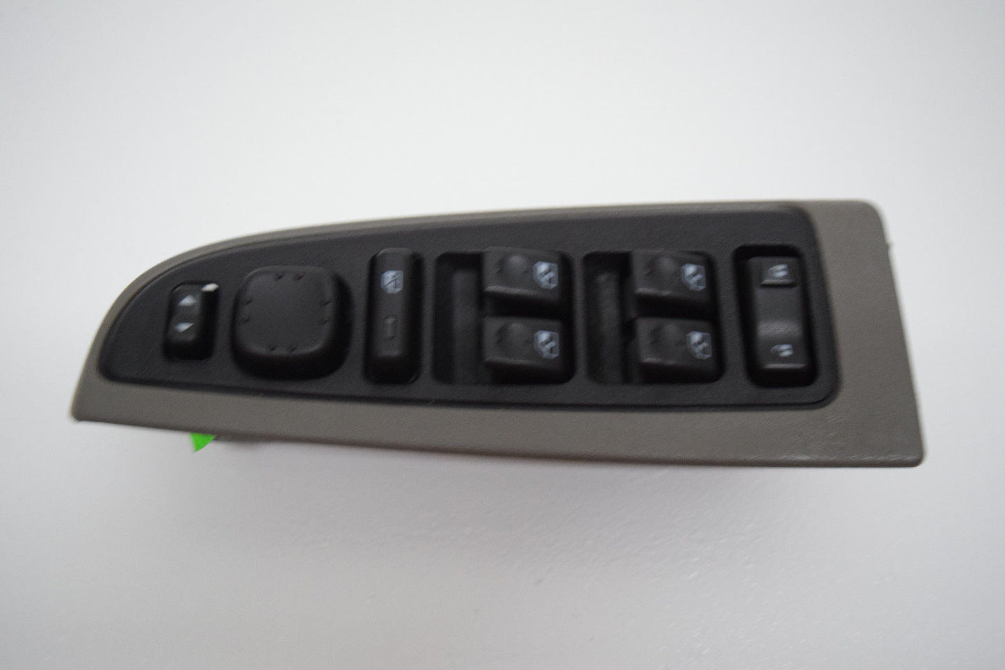 03 04 05 06 GMC YUKON TAHOE DRIVER MASTER WINDOW SWITCH OEM
