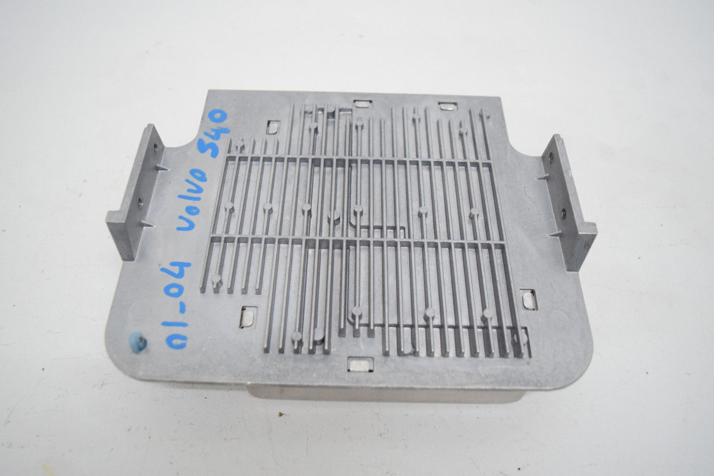 01 02 03 04 VOLVO S40 ECU ECM ENGINE COMPUTER P30620558