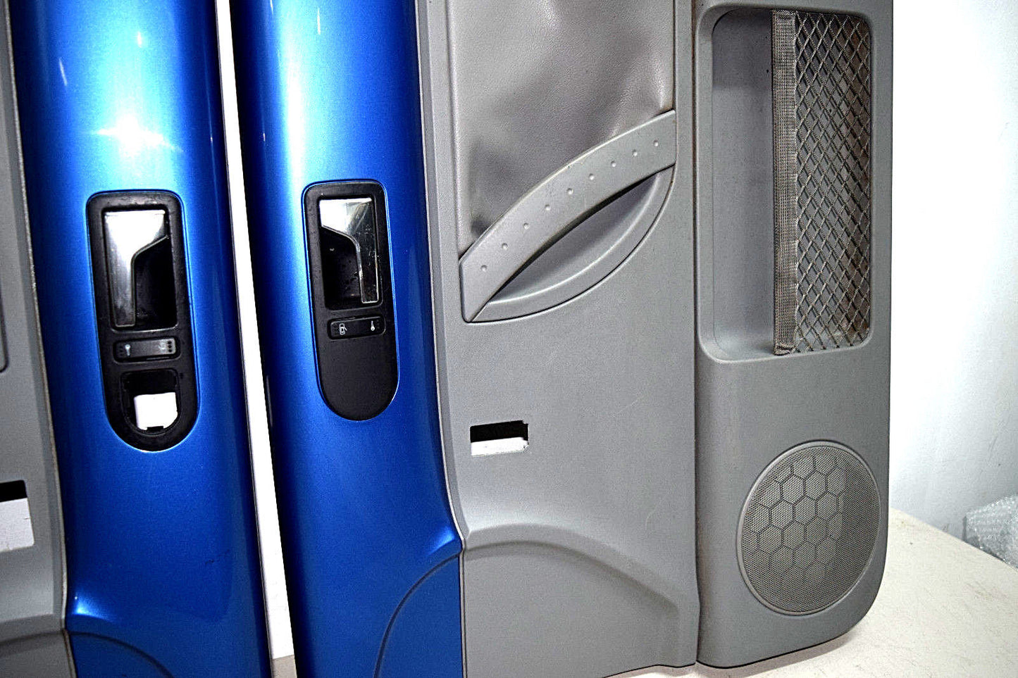 99 00 01 02 03 04 05 06 07 08 09 VW BEETLE DOOR PANEL PANELS  SET BLUE GRAY