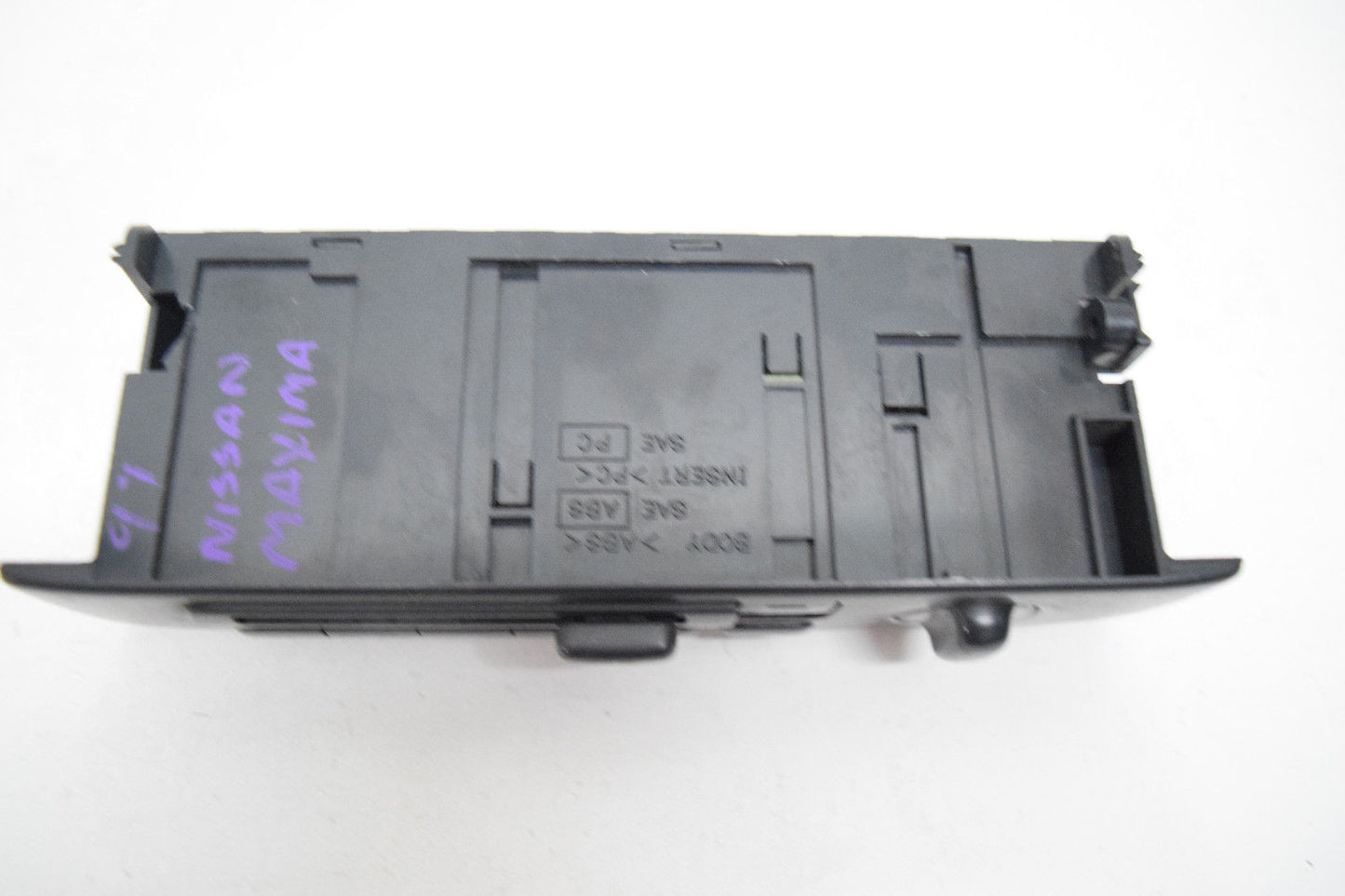 96 97 NISSAN MAXIMA MANUAL CLIMATE CONTROL OEM