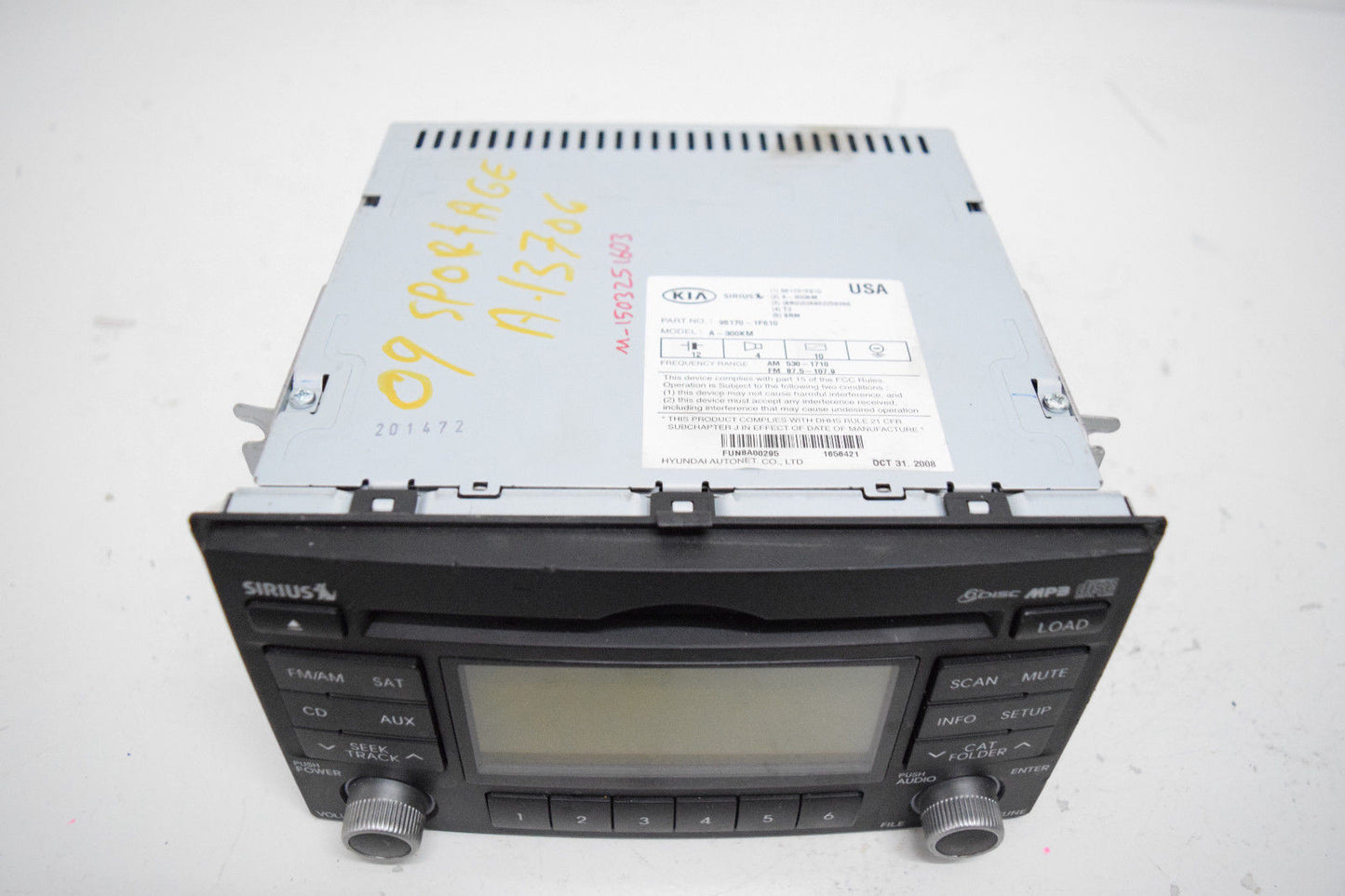 05 06 07 08 09 10 KIA SPORTAGE RADIO 6 DISC CD PLAYER OEM XM READY