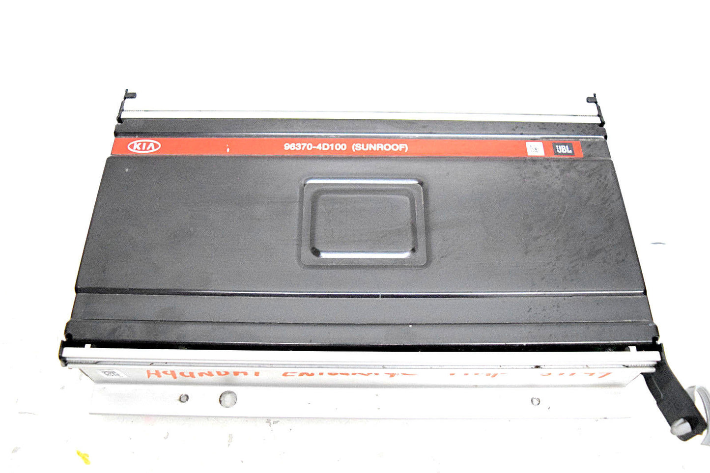 07 08 HYUNDAI ENTOURAGE KIA SEDONA JBL AUDIO AMP AMPLIFIER 963704D100