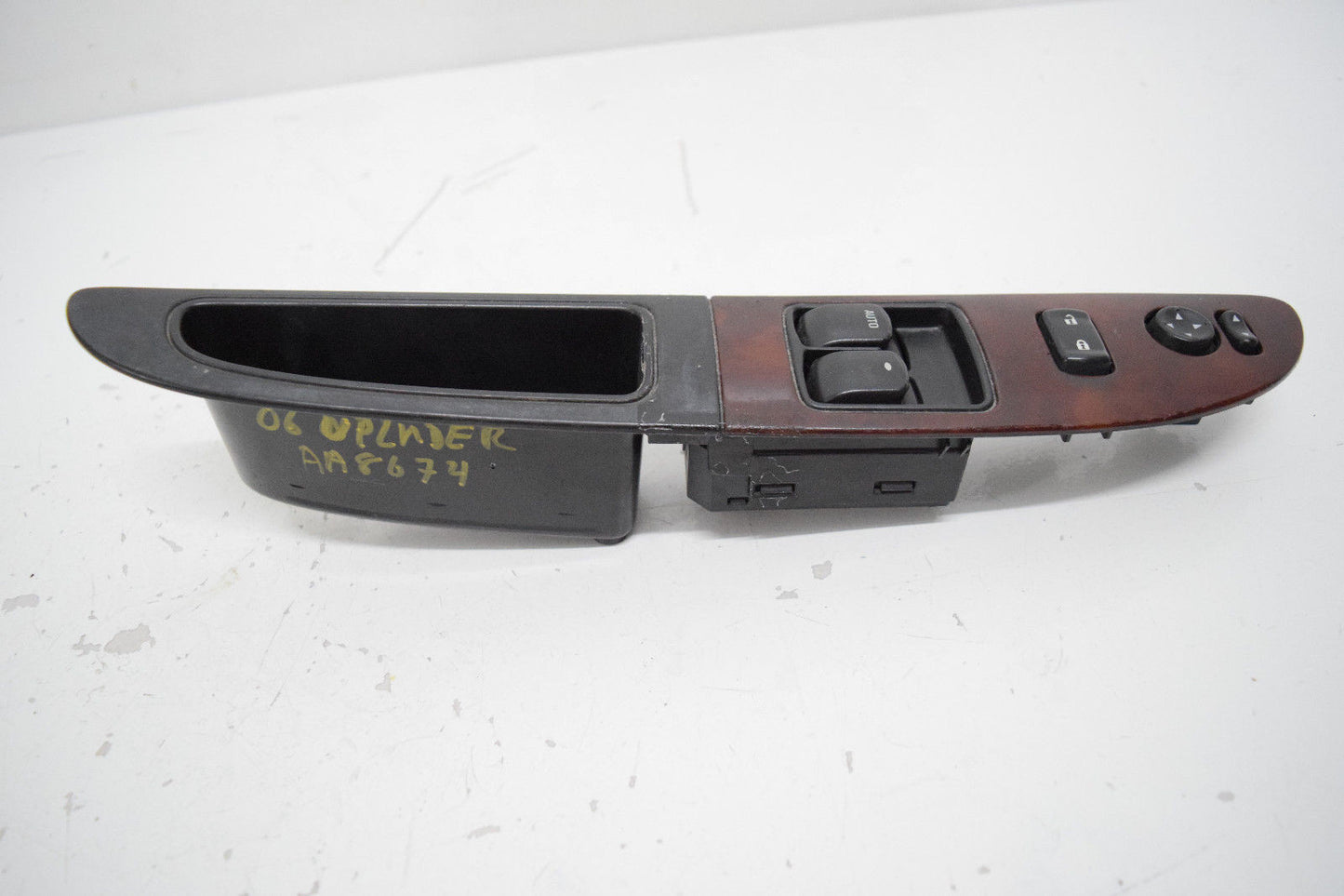 05 06 07 CHEVY UPLANDER LEFT DRIVER MASTER WINDOW SWITCH OEM