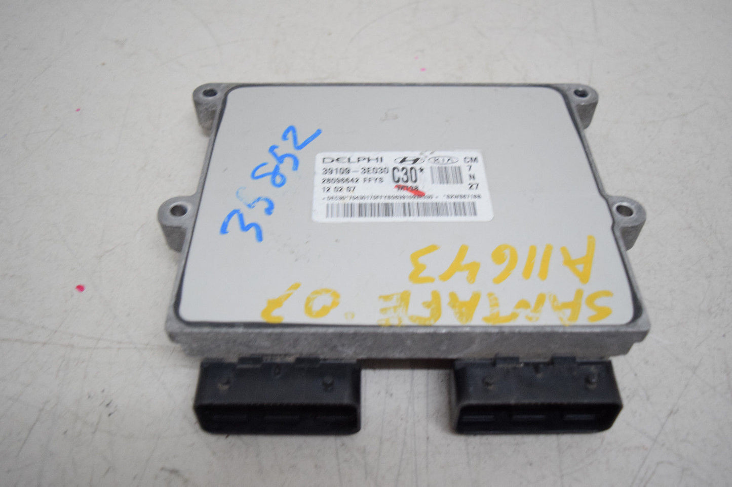 07 08 09 HYUNDAI SANTA FE ECU ECM ENGINE COMPUTER 391093E030 OEM