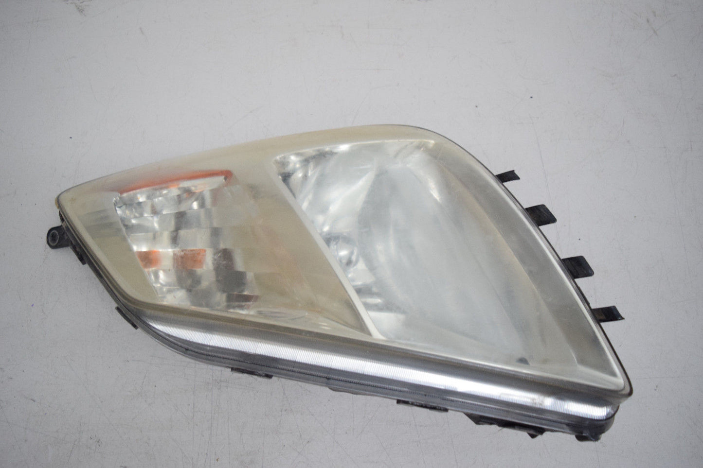 04 05 TOYOTA PRIUS LEFT DRIVER HEADLIGHT OEM