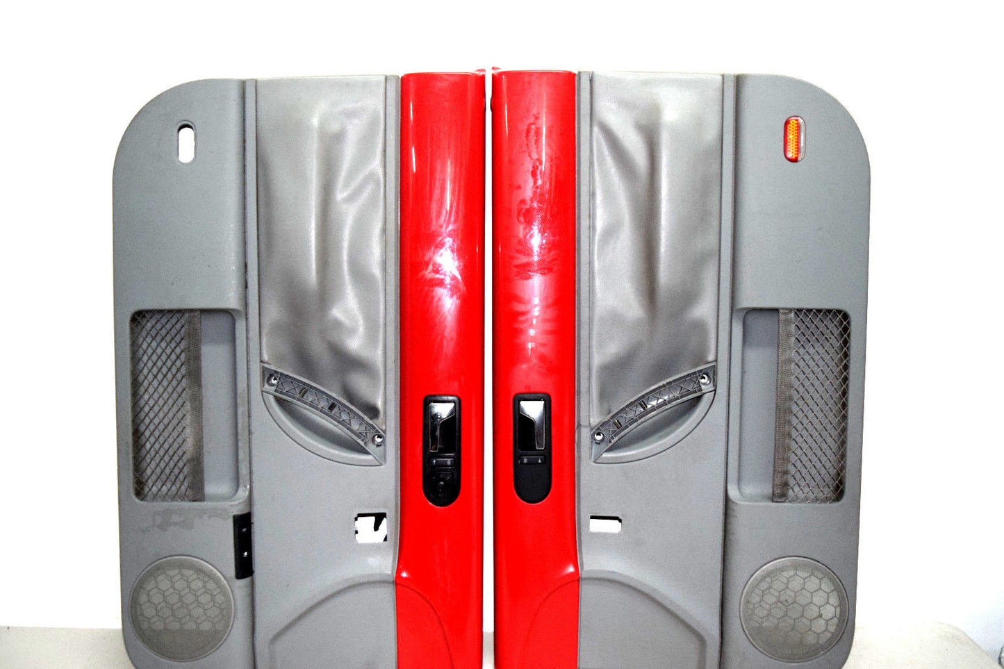 99 00 01 02 03 04 05 06 07 08 09 VW BEETLE DOOR PANEL LEFT RIGHT SET RED GRAY