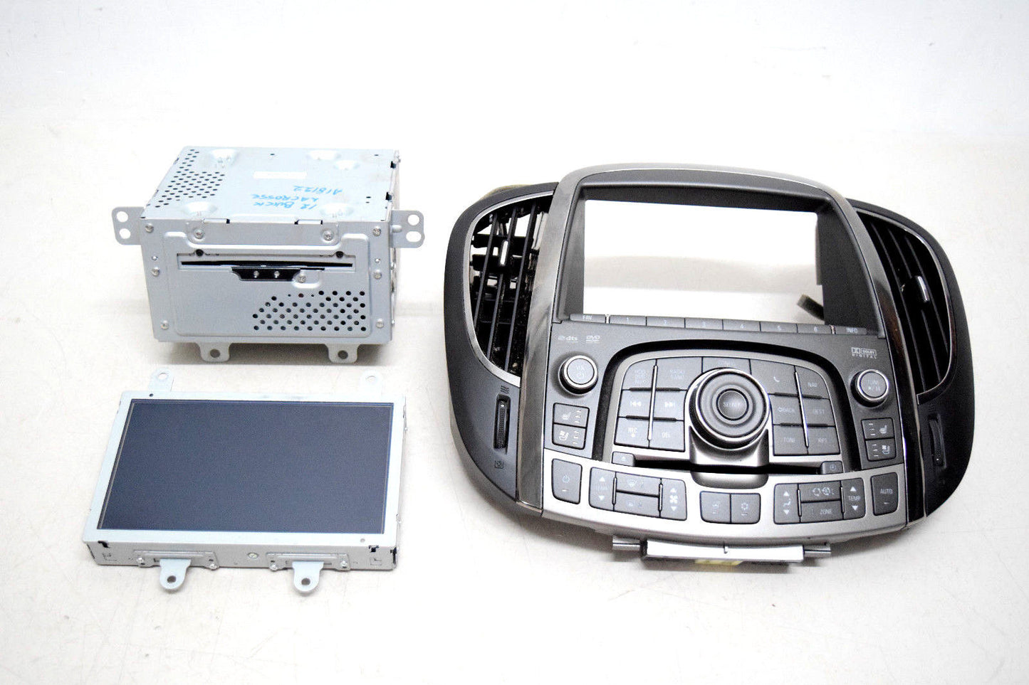 10 11 12 BUICK LACROSSE RADIO CD PLAYER GPS NAVIGATION SYSTEM CLIMATE CONTROL