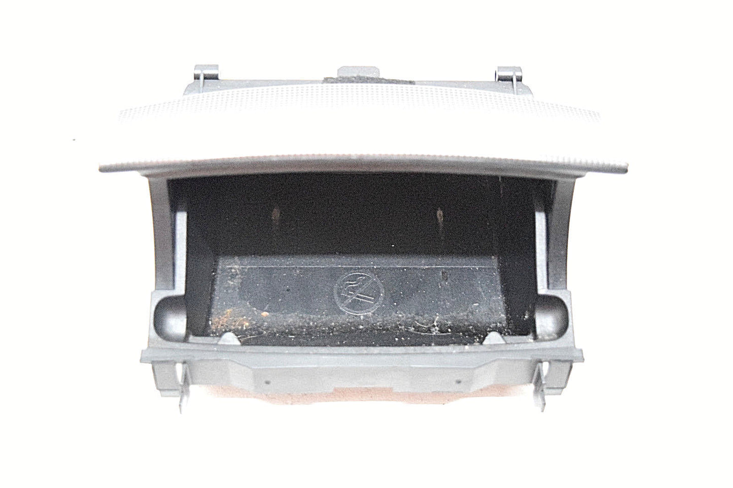 02 03 04 05 MERCEDES C230 C320 AMG ASHTRAY ASH TRAY OEM
