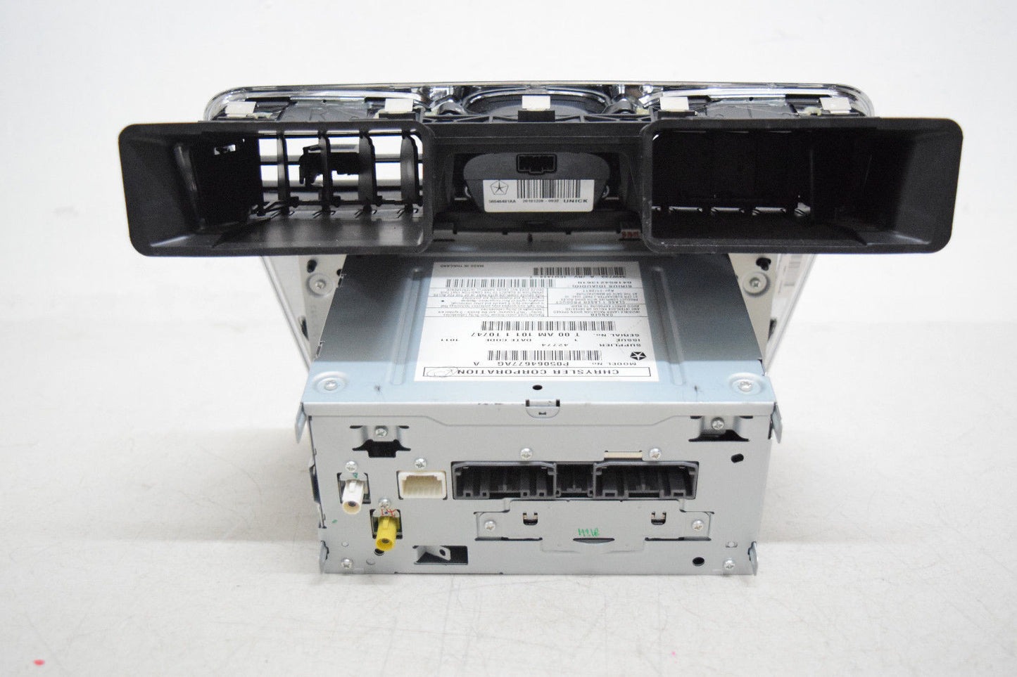 11 12 CHRYSLER 200 DODGE AVENGER MY GIG RADIO  CD DVD PLAYER DASH BEZEL
