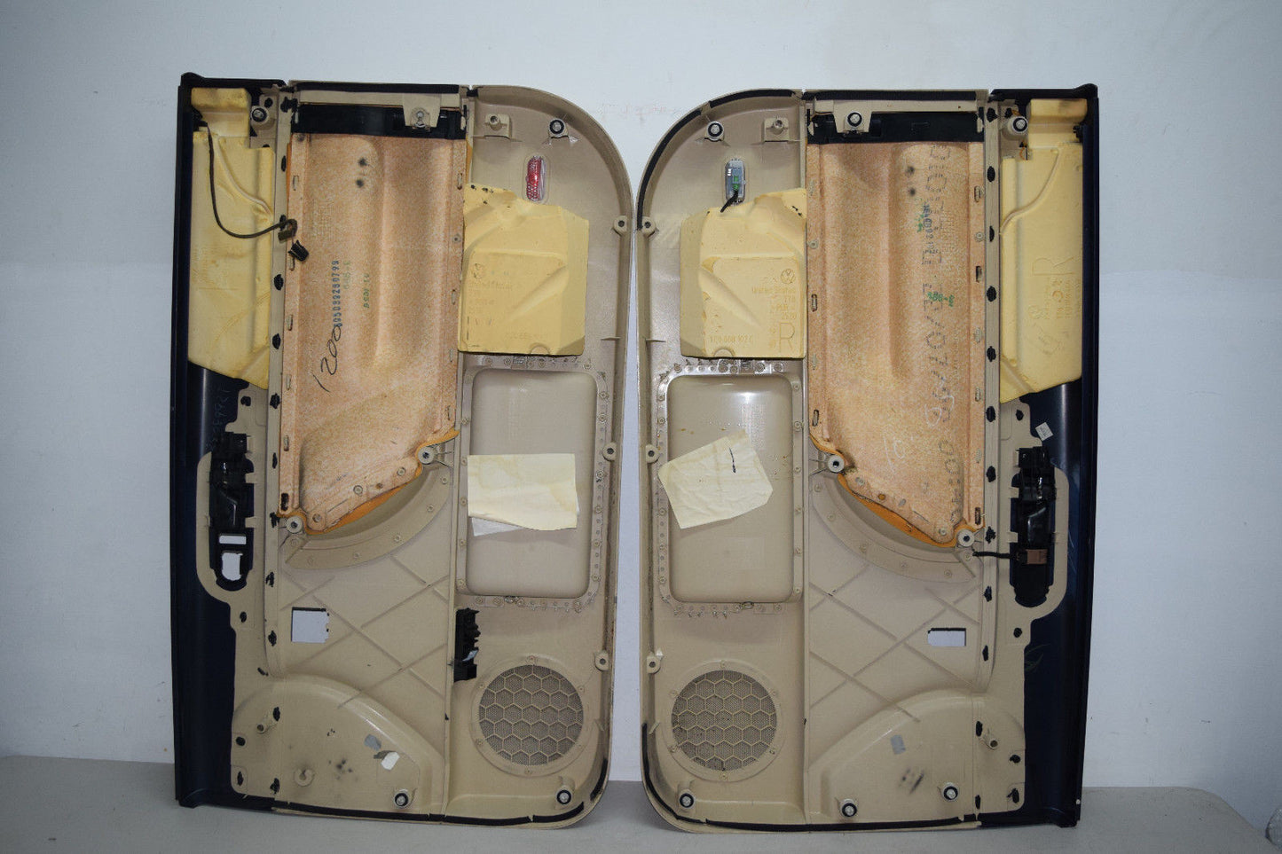 99 00 01 02 03 04 05 06 07 08 09 VW BEETLE DOOR PANEL PANELS LEFT RIGHT SET