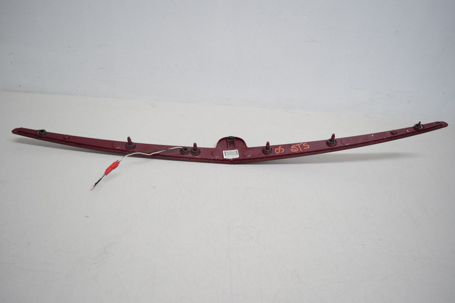 05 06 07 08 09 10 11 CADILLAC STS 3RD THIRD BRAKE LIGHT OEM