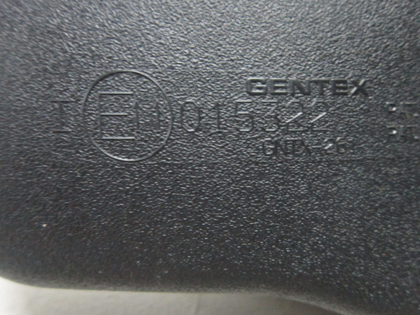 03 04 05 06 CHEVY TAHOE SUBRUBAN YUKON SILVERADO SIERRA REARVIEW MIRROR