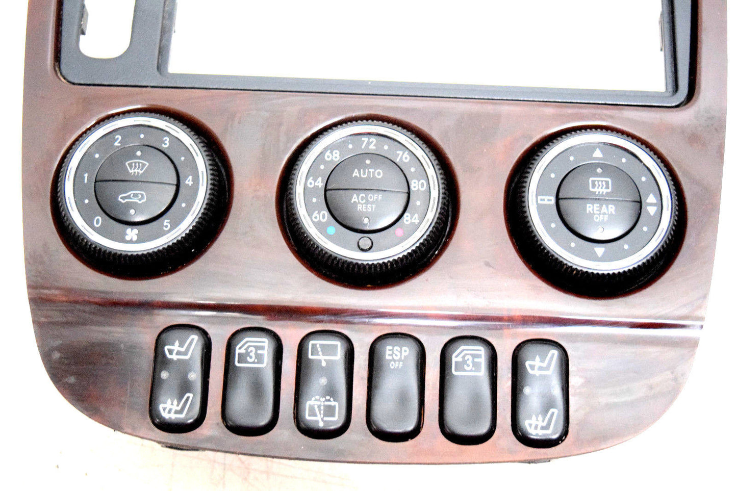02 03 04 05 MERCEDES ML500 ML350 ML320 ML55 WI63 CLIMATE CONTROL RADIO BEZEL